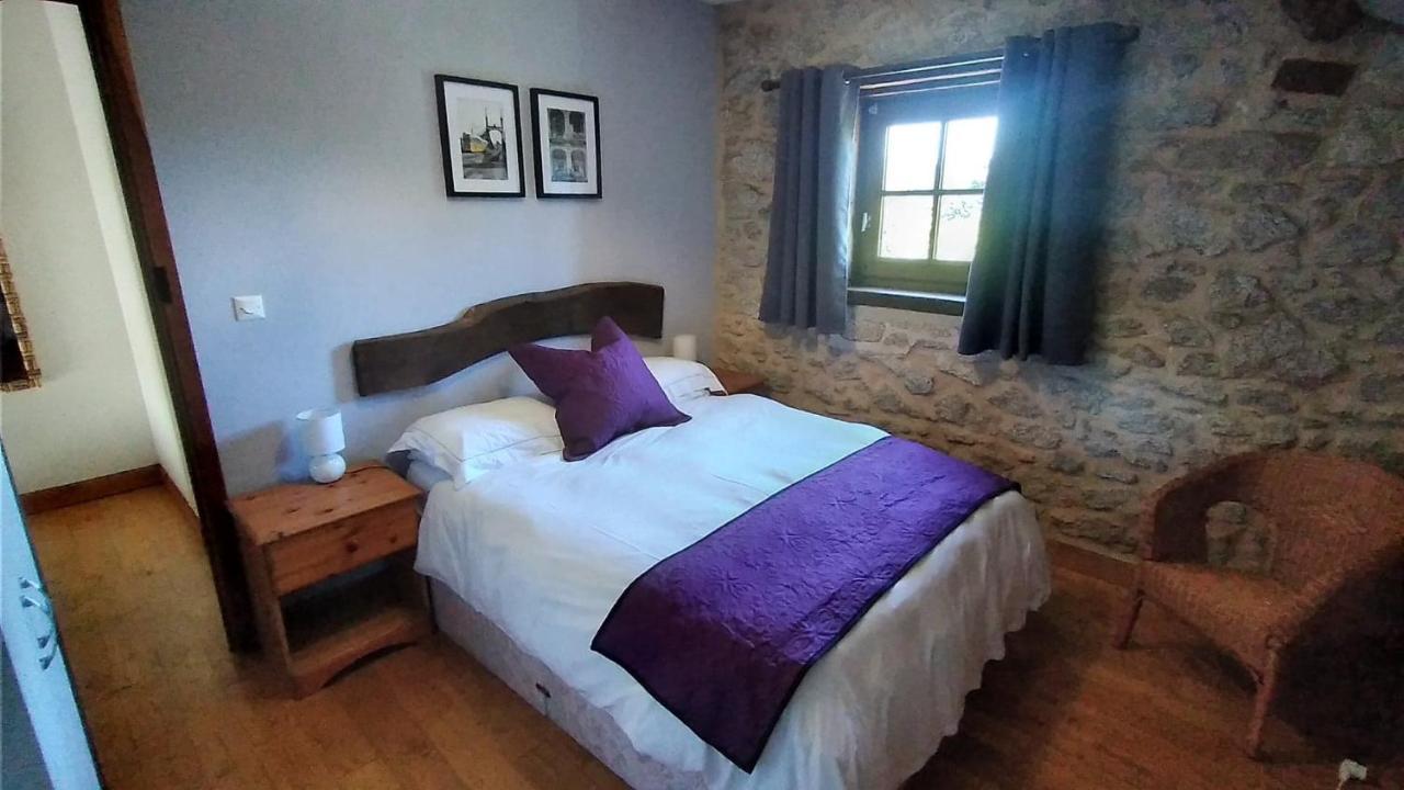 Character 2 Bed Cottage Within Walking Distance Of Bar/Restaurants Piégut-Pluviers Exterior foto