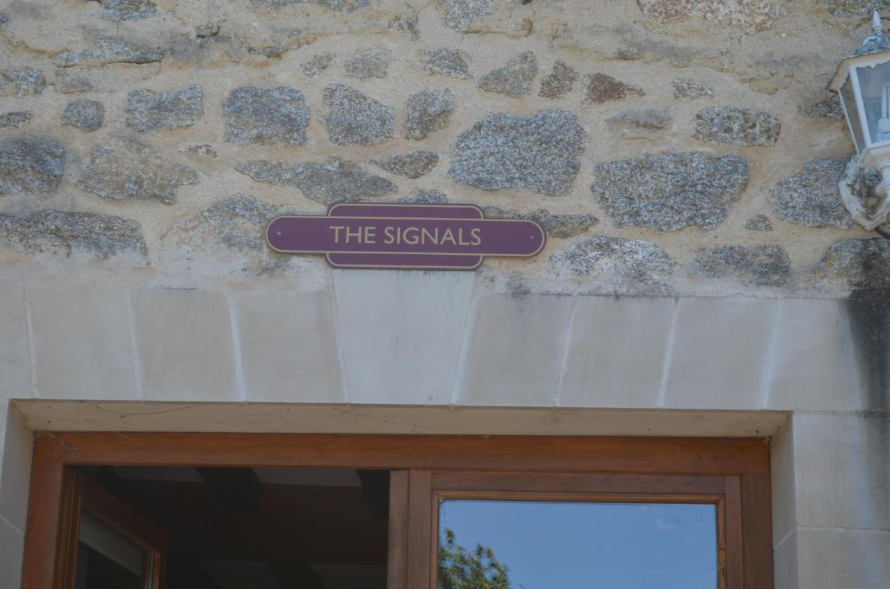 Character 2 Bed Cottage Within Walking Distance Of Bar/Restaurants Piégut-Pluviers Exterior foto